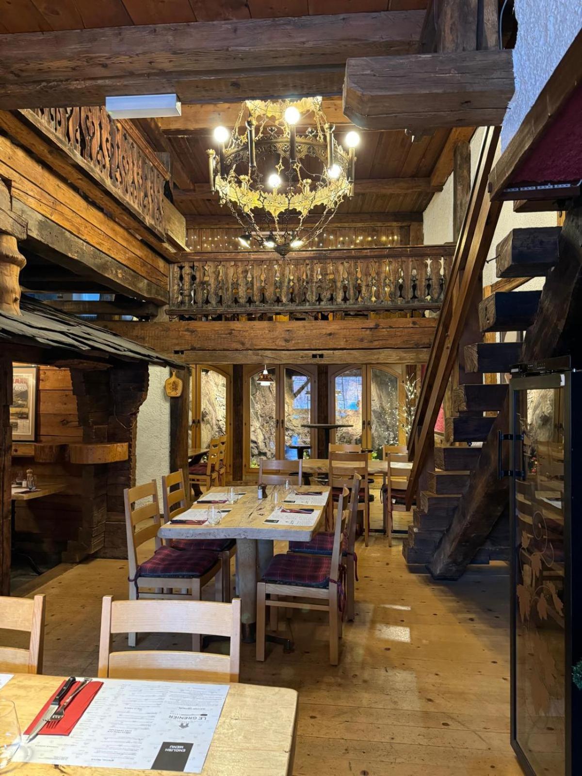 Hotel La Tour D'Ai Leysin Ngoại thất bức ảnh